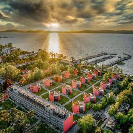 Bl Yacht Club Art B2 Apartmán *