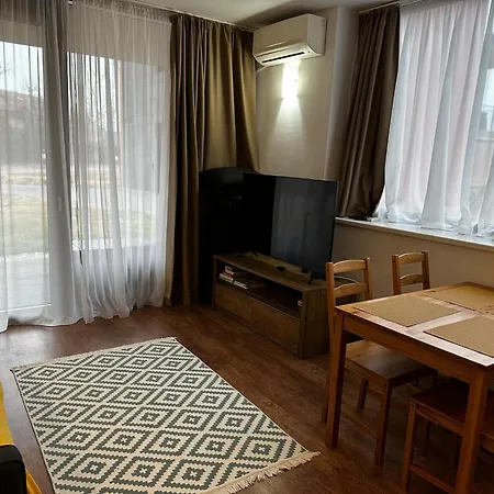 Bl Yacht Club Art B2 Balatonlelle