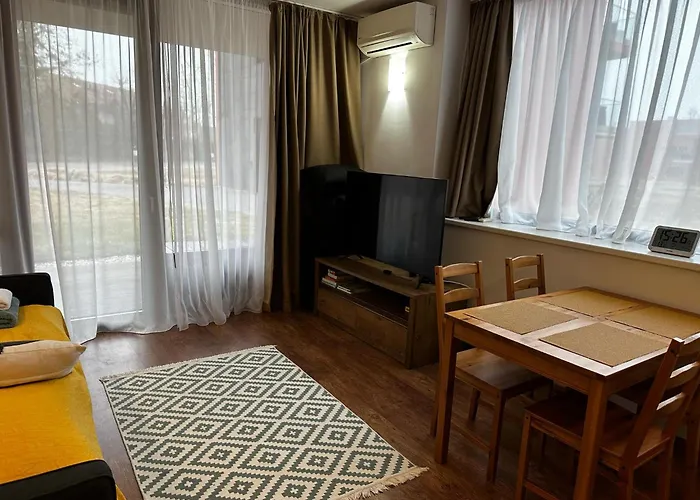 Bl Yacht Club Art B2 Balatonlelle