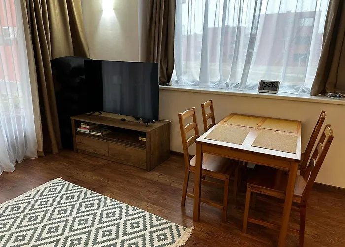 Bl Yacht Club Art B2